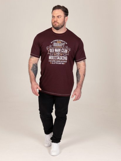 D555 Baldwin Grumpy Old Man Club Print Crew Neck T-shirt Burgundy/ Black Twist - Herren-T-shirts - Herren-T-Shirts in großen Größen