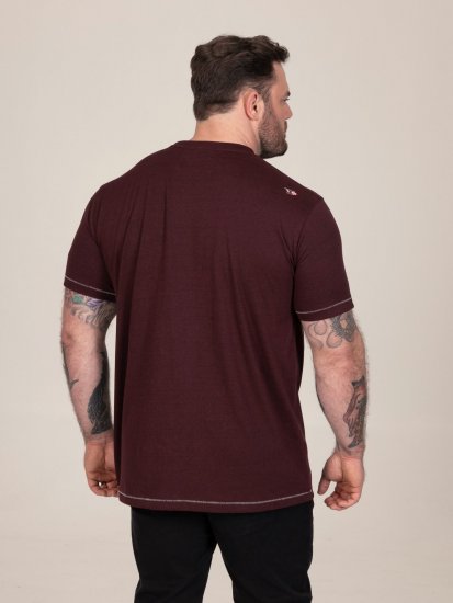 D555 Baldwin Grumpy Old Man Club Print Crew Neck T-shirt Burgundy/ Black Twist - Herren-T-shirts - Herren-T-Shirts in großen Größen