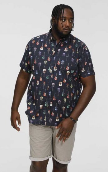 D555 BARRATT Guitar AO Printed Button Down Collar S/S Shirt - Herrenhemden - Herrenhemden in großen Größen