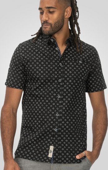 D555 Matlock Short Sleeve AOP Shirt With Hidden Button Down Black - Herrenhemden - Herrenhemden in großen Größen