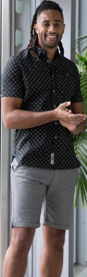 D555 Matlock Short Sleeve AOP Shirt With Hidden Button Down Black - Herrenhemden - Herrenhemden in großen Größen