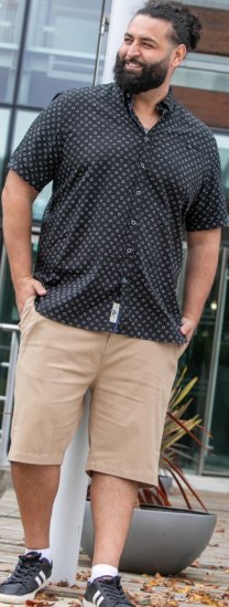 D555 Matlock Short Sleeve AOP Shirt With Hidden Button Down Black - Herrenhemden - Herrenhemden in großen Größen