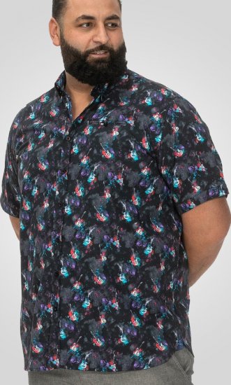 D555 Farnborough Short Sleeve Guitar AOP Shirt With Hidden Button Down Black - Herrenhemden - Herrenhemden in großen Größen