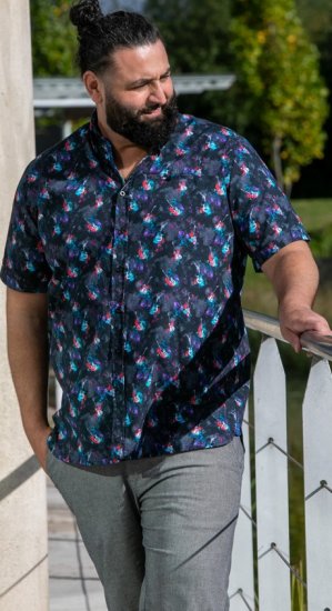D555 Farnborough Short Sleeve Guitar AOP Shirt With Hidden Button Down Black - Herrenhemden - Herrenhemden in großen Größen