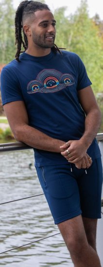 D555 Cheltenham Record With Reflection Printed T-shirt French Navy - Herren-T-shirts - Herren-T-Shirts in großen Größen