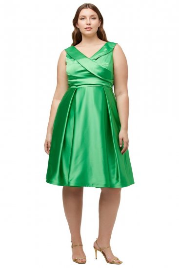 Ulla Popken 817135 Abendkleid in A-Linie mit V-Ausschnitt Grün - Abendkleider - Abendkleider in großen Größen