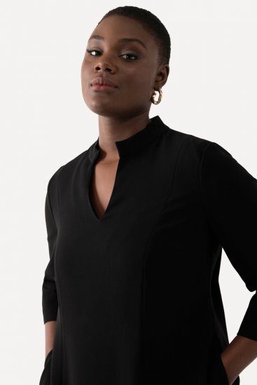 Ulla Popken 823290 Midikleid mit V-Ausschnitt Schwarz - Midikleider - Midikleider für Damen in großen Größen