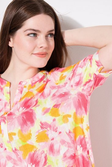 Ulla Popken 836739 Geblümtes Kleid aus Leinenmix Weiß - Sommerkleider - Sommerkleider in großen Größen