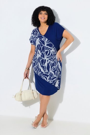 Ulla Popken 849033 Kurzärmliges Chiffonkleid mit V-Ausschnitt Dunkelblau - Kleider - Kleider für alle Größen