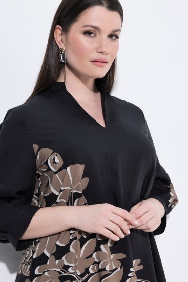 Ulla Popken 849423 Geblümtes Kleid mit 3/4-Ärmeln Schwarz - Maxikleider - Maxikleider in großen Größen
