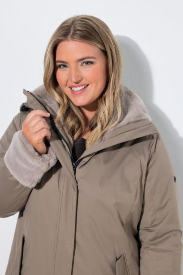 Ulla Popken 850509 Kunstfelljacke Taupe - Jacken - Damenjacken in großen Größen