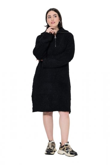 Ulla Popken 851563 Langärmliges Strickkleid mit Rollkragen Schwarz - Kleider - Kleider für alle Größen