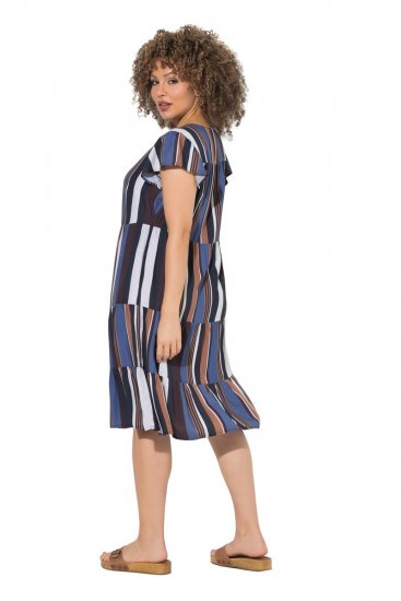Ulla Popken 852771 Gestreiftes Kleid mit Volants Dunkelblau - Kleider - Kleider für alle Größen
