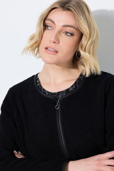 Ulla Popken 853685 Kurze Teddyjacke mit Lederoptik-Paspel Schwarz - Jacken - Damenjacken in großen Größen