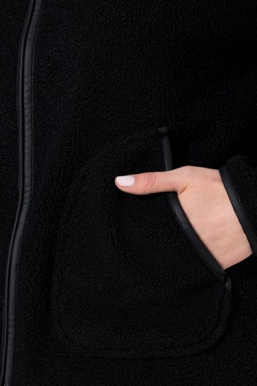 Ulla Popken 853685 Kurze Teddyjacke mit Lederoptik-Paspel Schwarz - Jacken - Damenjacken in großen Größen