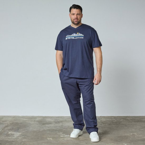 North Latitude Mountain T-Shirt V-Neck Navyblau - TALL T-shirts - T-Shirts Überlänge Herren