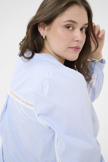 Kaffe Curve Juda Blouse Nantucket Breeze Stripe Blue - DAMENBEKLEIDUNG 40-66 - 