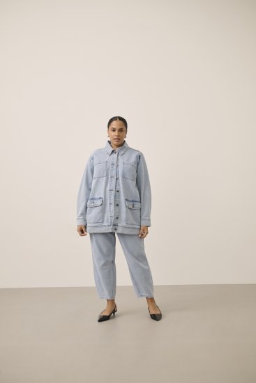 Kaffe Curve Ninna Casual Jacket Light Blue Washed - Jacken - Damenjacken in großen Größen