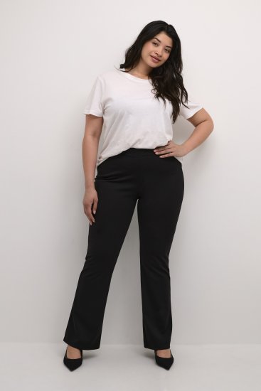 Kaffe Curve Jenna Ausgestellte Leggings Tiefschwarz - Jeans & Hosen in Großen Größen – Plus Size Damenmode - 