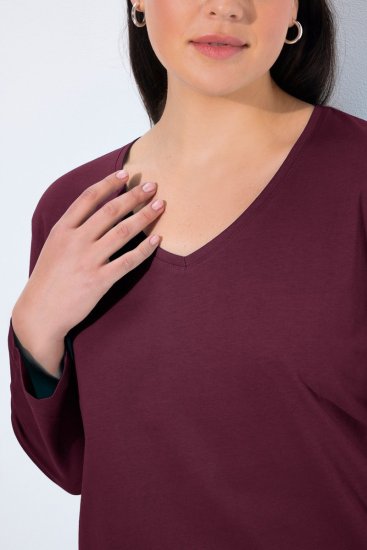 Ulla Popken Back To Basics V-Neck Relaxed Fit Cotton Tee Dark Berry - T-Shirts - T-Shirts für Damen