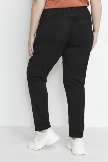 Kaffe Curve Jia Hose mit Gürtel Tiefschwarz - Jeans & Hosen in Großen Größen – Plus Size Damenmode - 