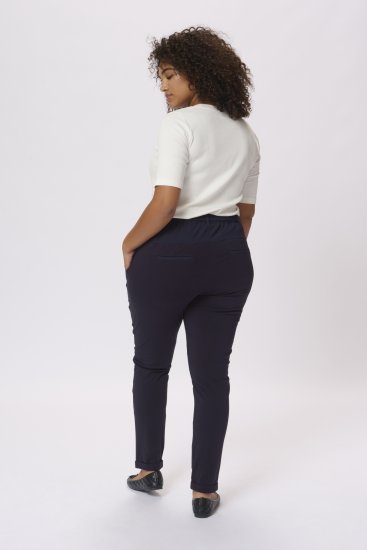 Kaffe Curve Jia Hose mit Gürtel Mitternachtsmarine - Jeans & Hosen in Großen Größen – Plus Size Damenmode - 