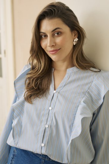Kaffe Curve Lenia Flounce Shirt Powder Blue Stripe - Hemdblusen - 