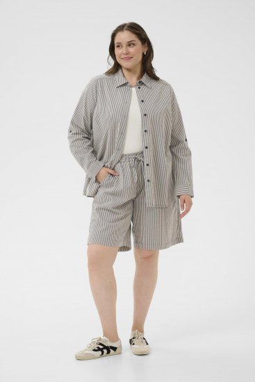 Kaffe Curve Nana Gestreifte Shorts Mitternacht/Weiß gestreift - Jeans & Hosen in Großen Größen – Plus Size Damenmode - 