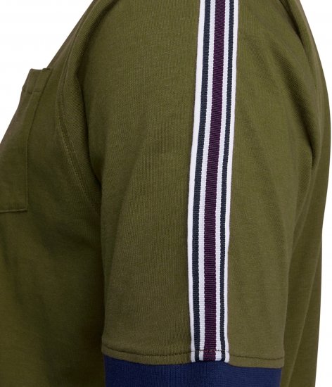 Kam Jeans 5781 Ringer Tee with Shoulder Tape Dark Olive - Herren-T-shirts - Herren-T-Shirts in großen Größen