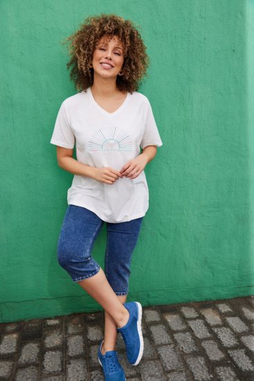 Ulla Popken Embroidered Sunrise Lettering Tee Off-White - Bedruckte T-shirts für herren - 