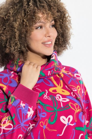 Ulla Popken Ribbon Print Turtleneck Sweatshirt Cherry Red - Hoodies & Sweatshirts - Kuschelige Sweatshirts & Strick